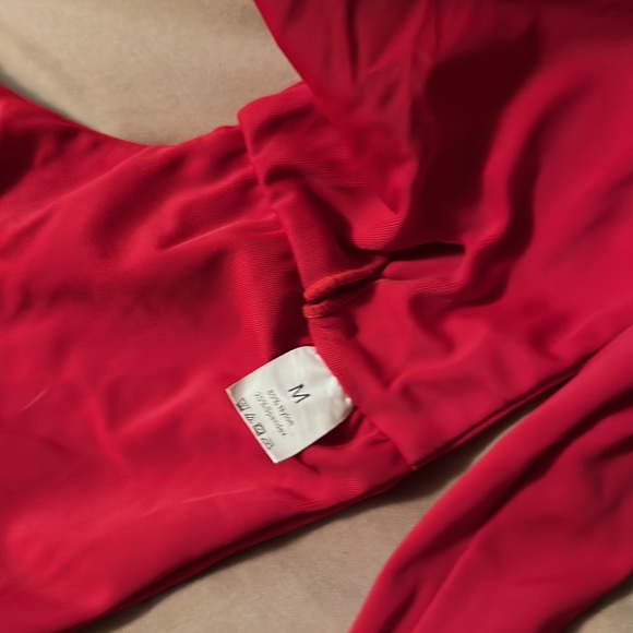 Red Bikini - Picture 4 of 4